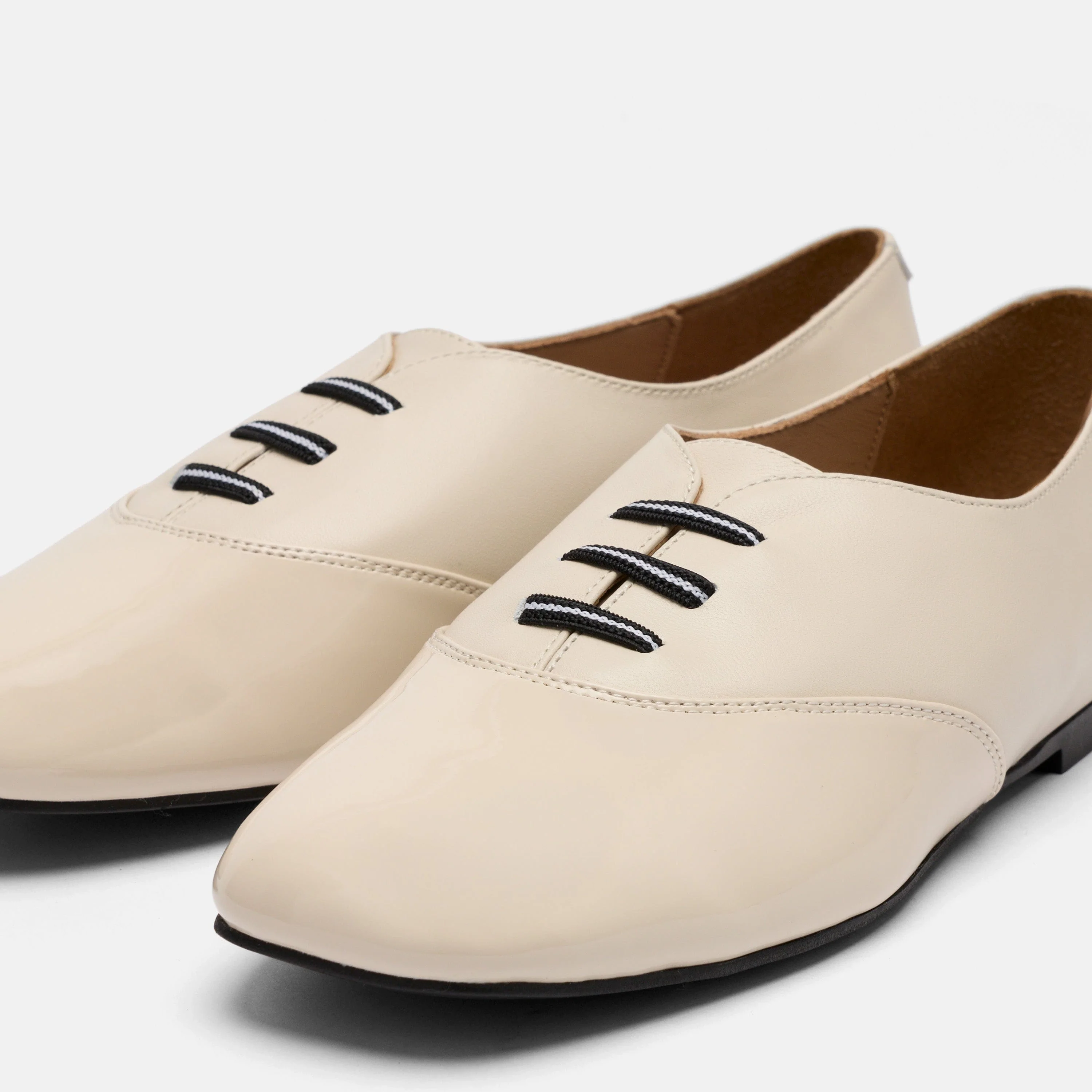 Crosstown White/Cream Leather Ballet Sneakers - Image 3