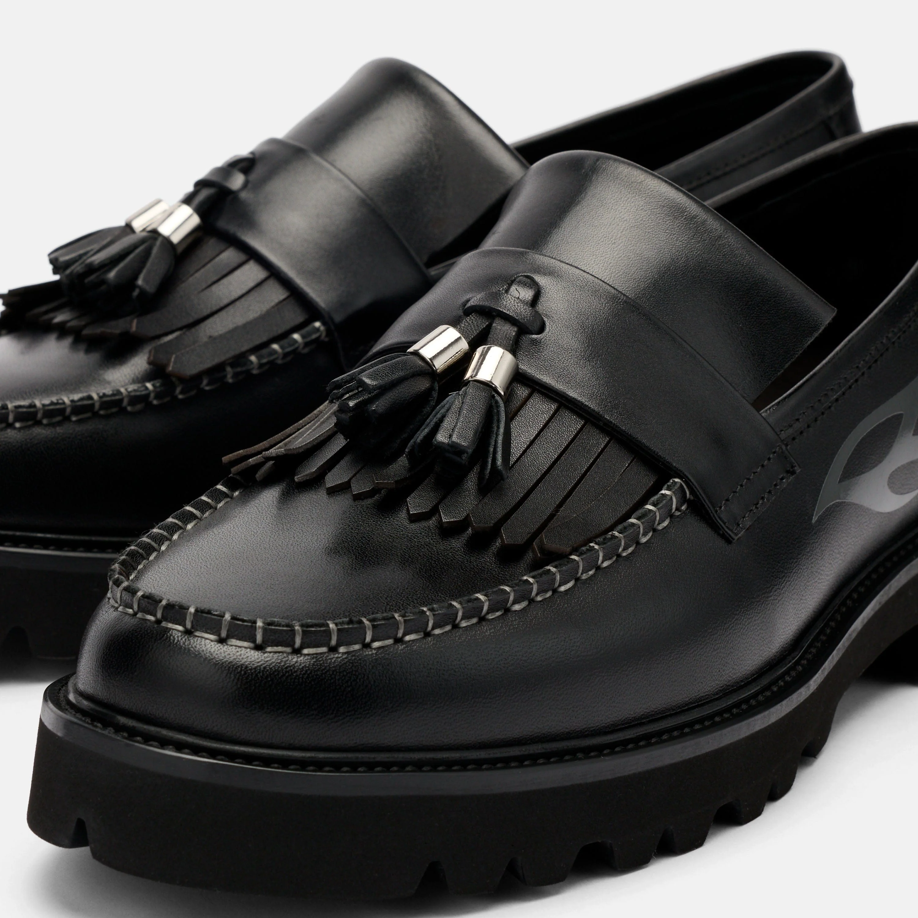 Journey Fuego Noir Leather Lug Tassel Loafer - Image 3